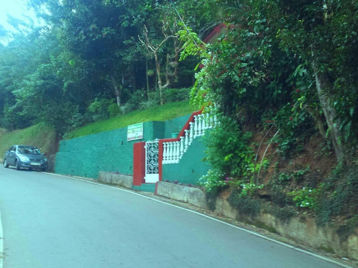 Greenwood Kandy Homestay Bagian luar foto